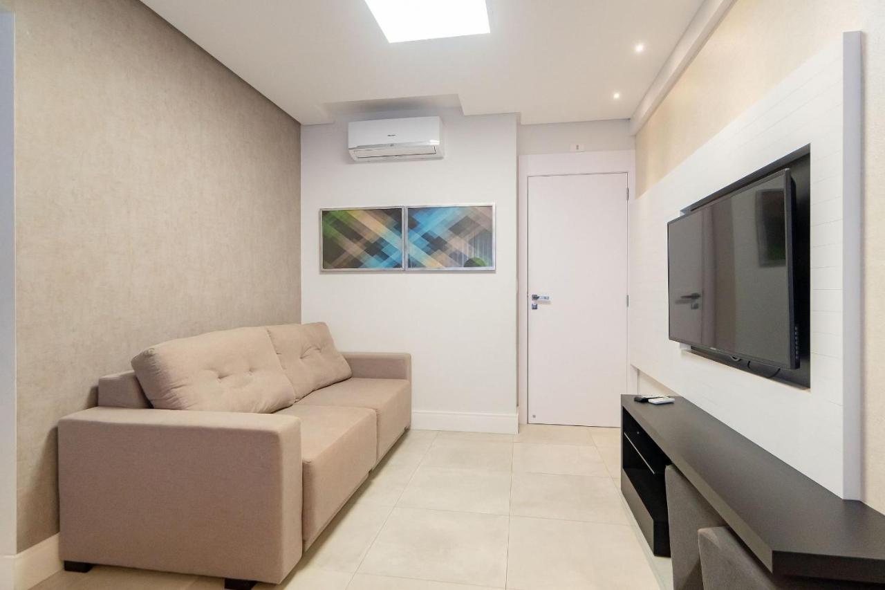 Porto Madero, Condo com Piscina e Academia -Apartamento 3 dorms 8 pessoas- Centro de Bombinhas Exterior foto
